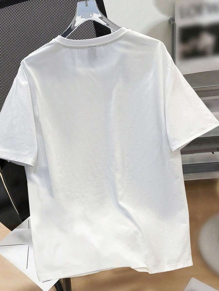 Men's White Loose Fit Graphic  - огляд і ціна Tee Graphic Print