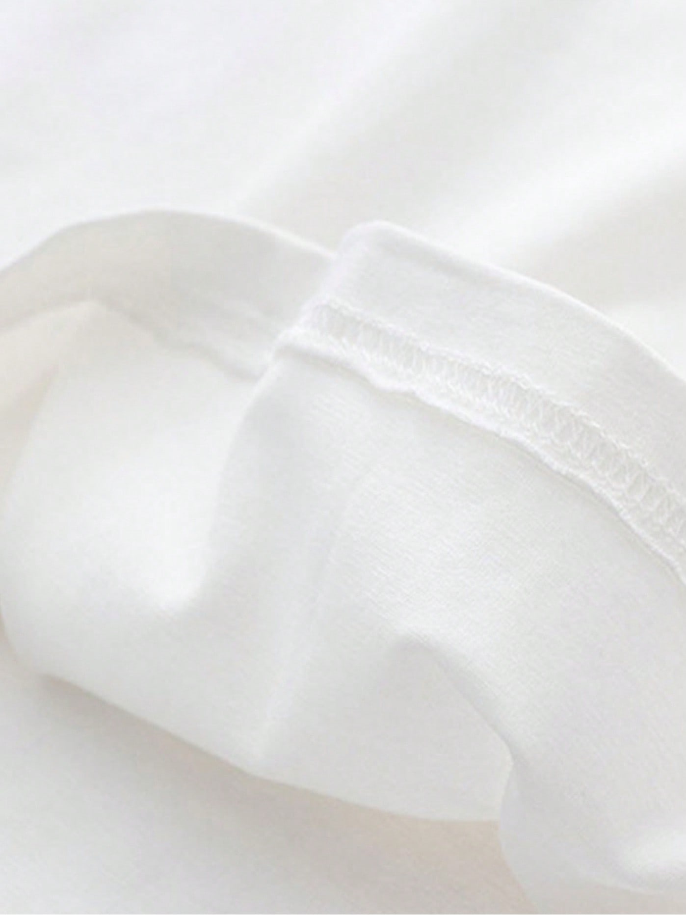 Men's White Cotton Graphic Tee - огляд і ціна Tee Graphic Print