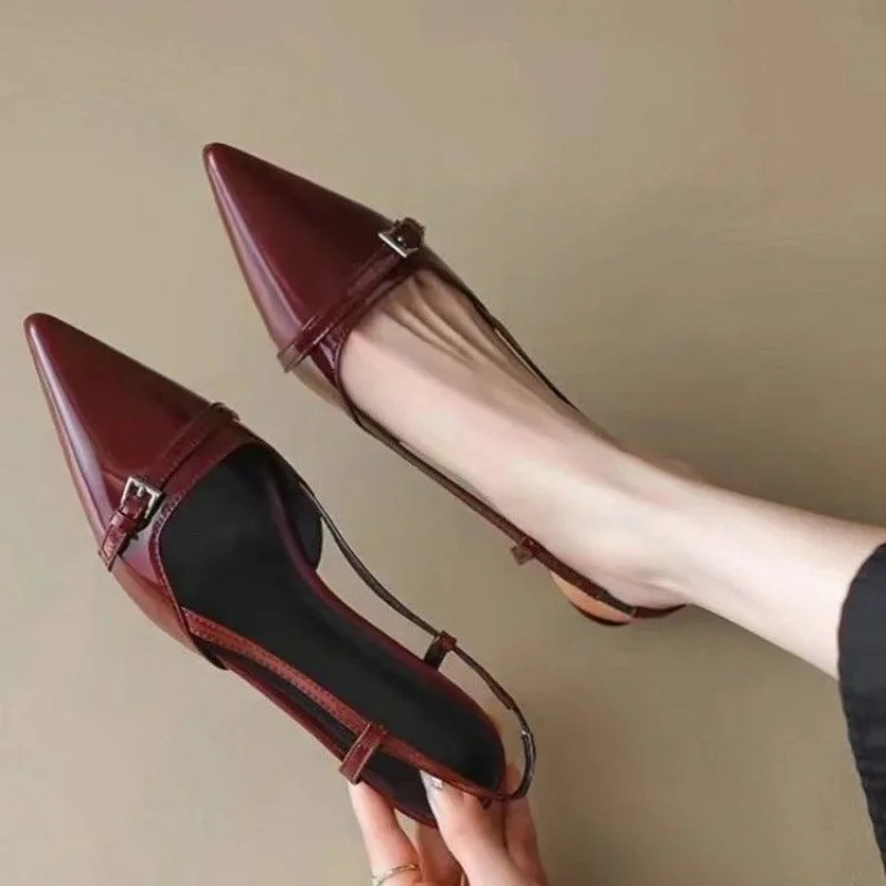Women Sandals Fashion Pointed  - огляд і ціна Casual Sandal Leather